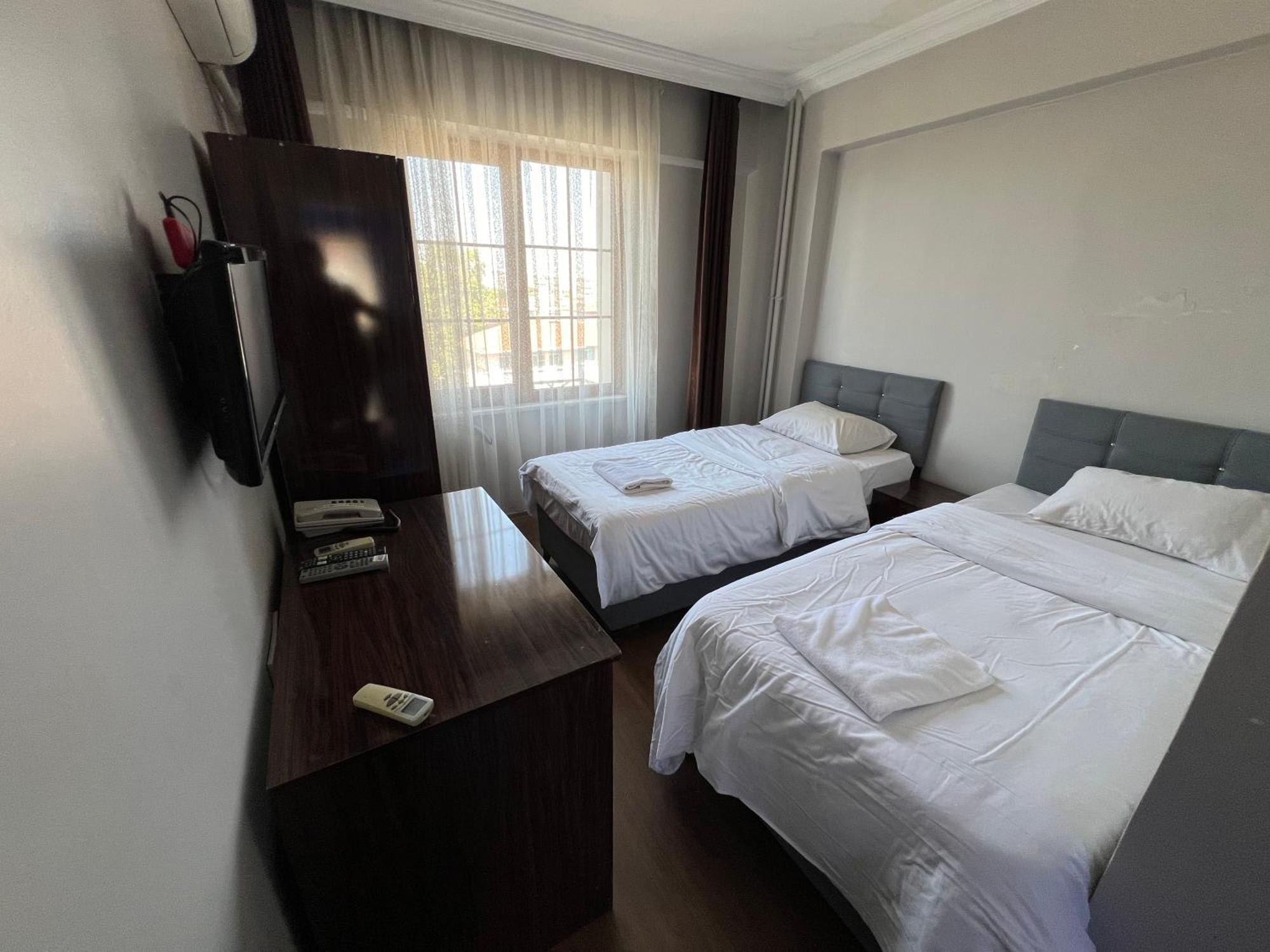 Falay Hotel Yavuz Istanbul Exterior photo